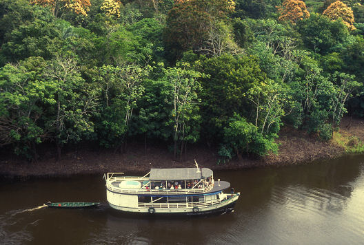 boat ecotourism