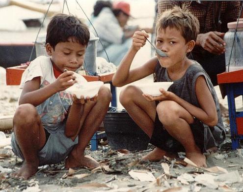 hungry children, malnutrition, indonesia