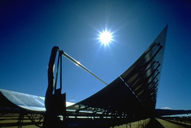 parabolic trough solar electricity